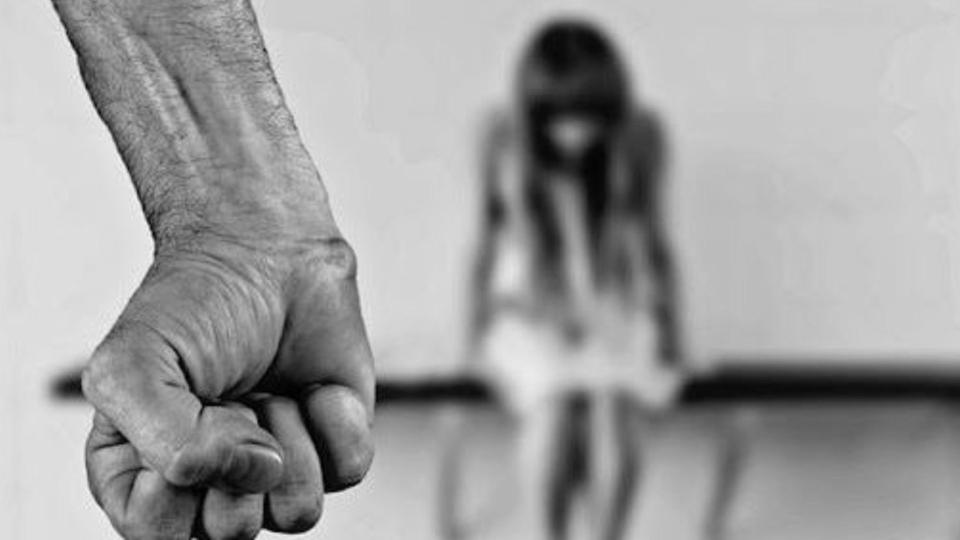 55 de sesizări privind violența în familie, înregistrate de polițiști în ultimele 24 de ore