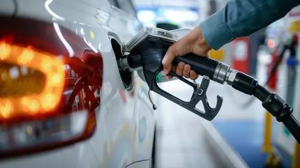 Carburanții se ieftinesc. Cât vor costa benzina și motorina pe 1 octombrie