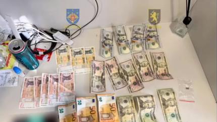 Trei persoane, trimise în judecată pentru o escrocherie cu tractoare și mașini. Prejudiciul se apropie de 6 milioane de lei /VIDEO