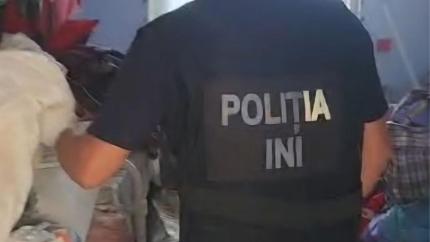 VIDEO// „Muguri” la borcan și un obiect asemănător cu o grenadă depistate la un bărbat din raionul Cahul 