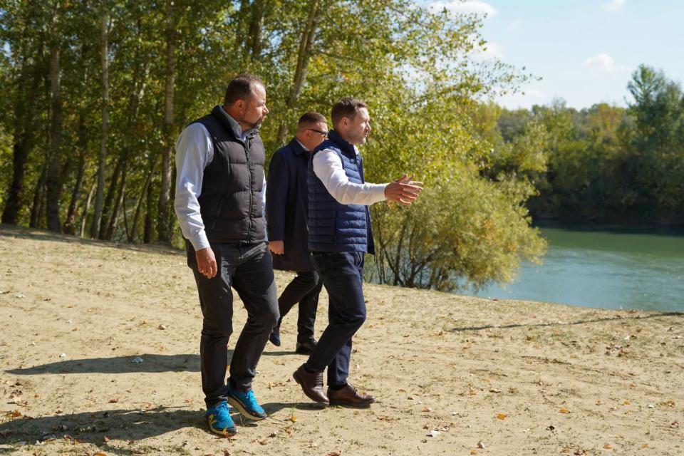 Nivelul apei din lacul Costești–Stânca a scăzut cu 1,28 metri. Ministrul Mediului a verificat situația de pe râul Prut