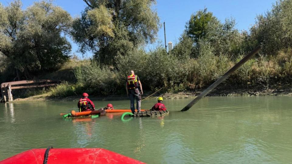Nivelul scăzut al Prutului pune presiune pe alimentarea cu apă la Leova. Au fost instalate pompe și conducte provizorii