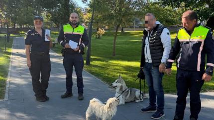 De Ziua Animalelor, polițiștii gălățeni le-au vorbit oamenilor despre grija față de animalele de companie