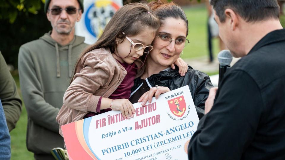 Aproape 400 de participanți la concursul caritabil „Fir întins pentru ajutor”, organizat la Galați