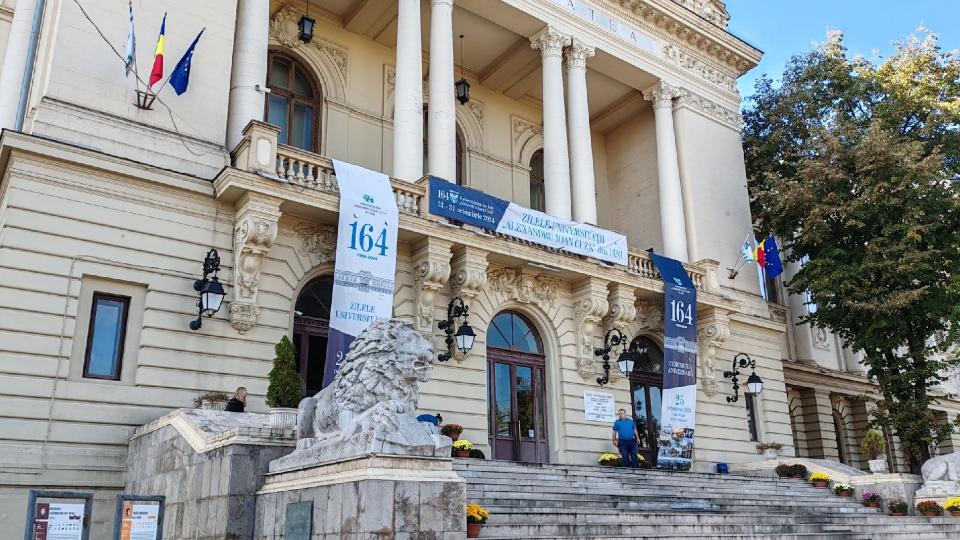 Peste 50 de matematicieni din 12 țări se reunesc la Iași pentru un workshop internațional