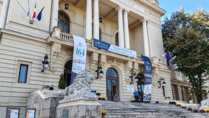 Peste 50 de matematicieni din 12 țări se reunesc la Iași pentru un workshop internațional