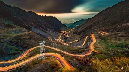 România neobișnuită: 10 locuri care merită să ajungă pe lista ta de călătorii