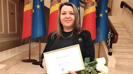 Agnesa Grecova-Grosu distinsă cu Premiul „Veniamin Apostol” pentru excelență în educația artistică