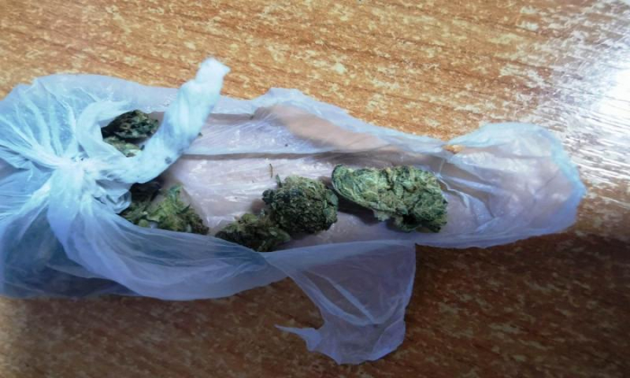 Un bărbat a fost reținut de Polițiștii de Frontieră de la Oancea pentru trafic de droguri