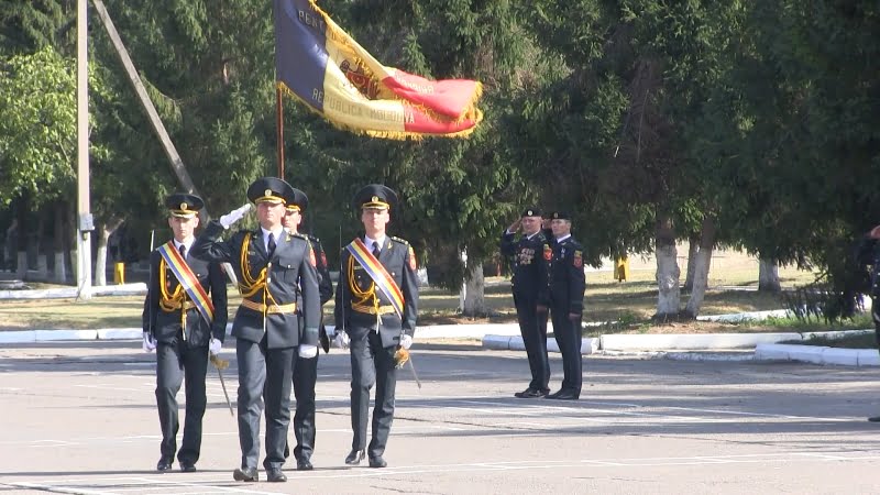 Soldații Brigăzii „Dacia” au depus jurământul militar