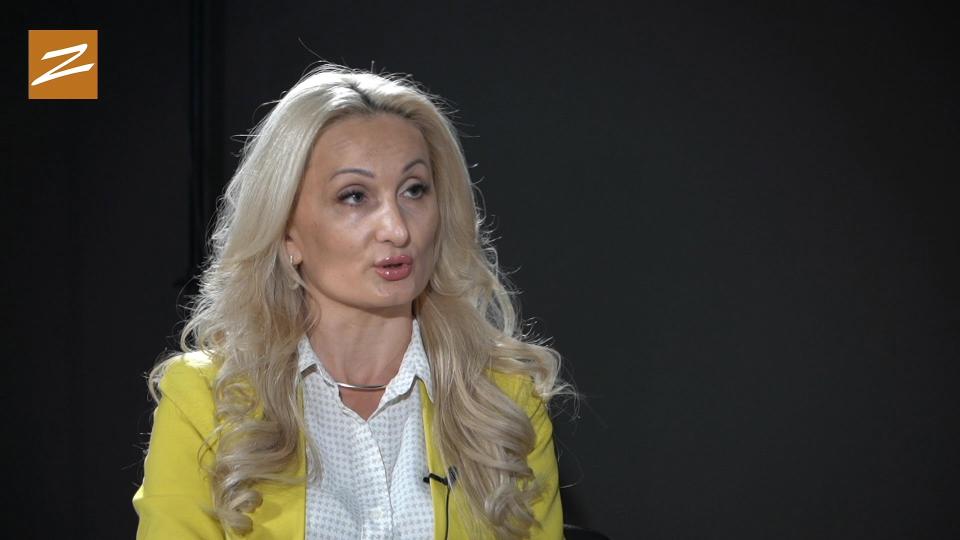 Rodica Pănășescu: „Nu va fi niciodată război, ură, răutate atât timp cât va fi artă!”