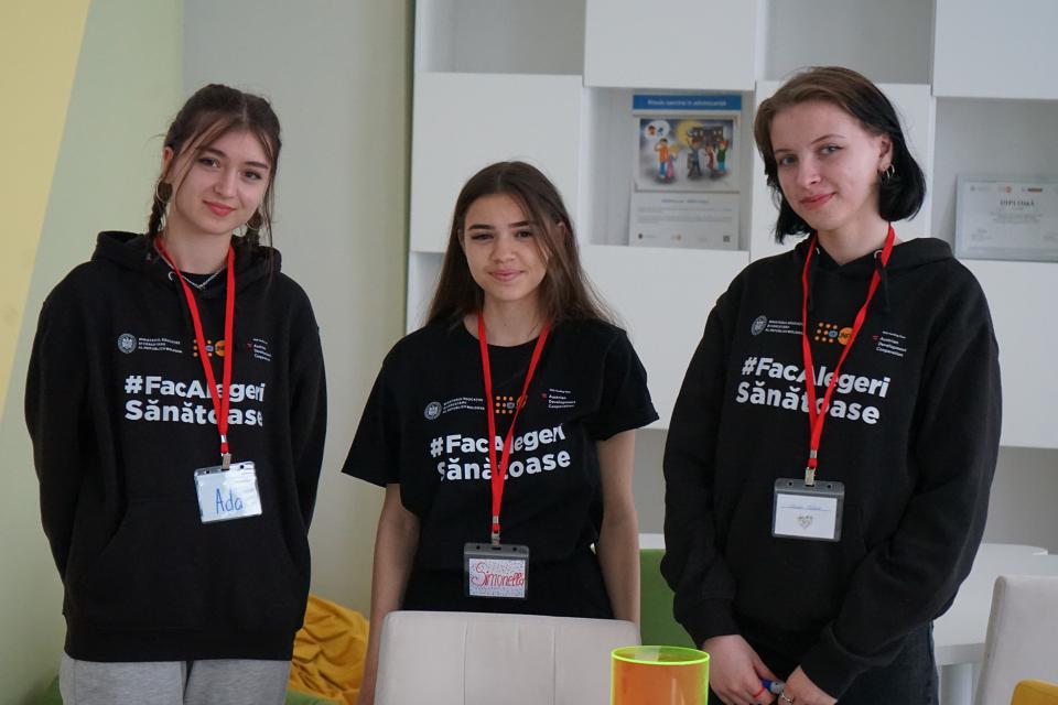 Zeci de elevi au explorat astăzi ofertele educaționale ale Colegiului ”Iulia Hașdeu” din Cahul