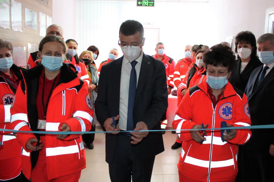 Edificiul  Punctului de Asistență Medicală Urgentă Zîrnești, a fost renovat