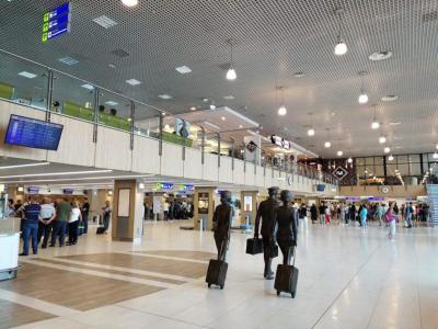 Acces restricționat la Sala delegațiilor oficiale a Aeroportului Chișinău: Doar în interes de serviciu