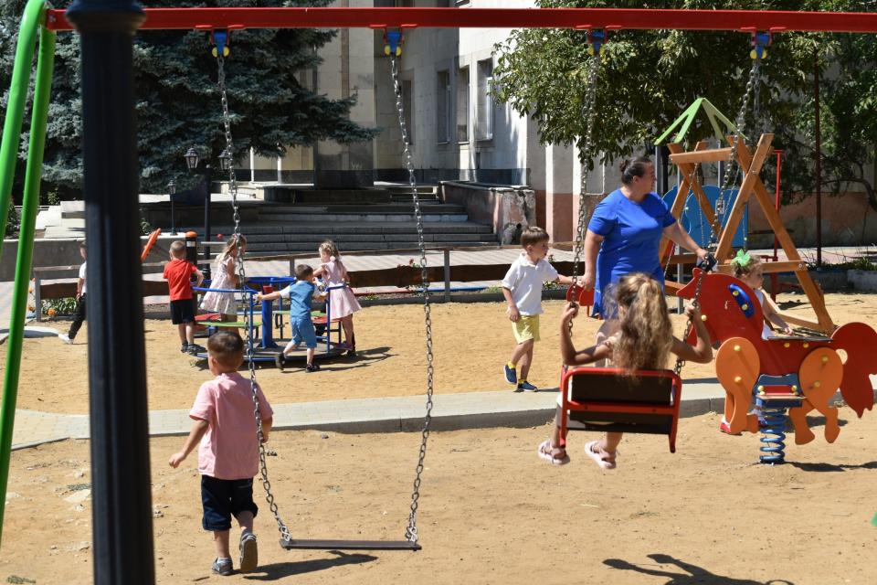 Teren sportiv atractiv la Andrușul de Jos, grație grupului de inițiativă locală și mobilizării locale