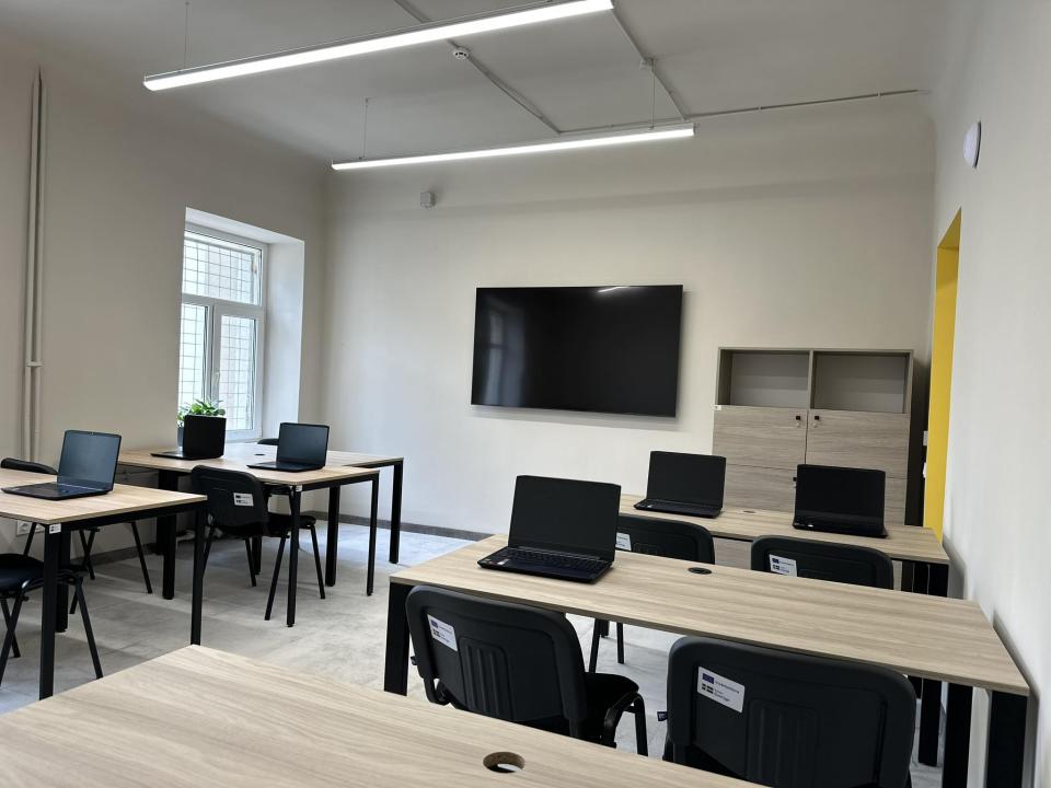 Design Grafic, Marketing Digital și Crearea paginilor web. Vezi oferta educațională a Centrului  INOTEK din Cahul