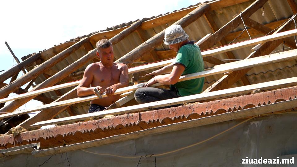 Vijelia a făcut ravagii la Slobozia Mare, raionul Cahul. Zeci de gospodării au fost afectate /VIDEO