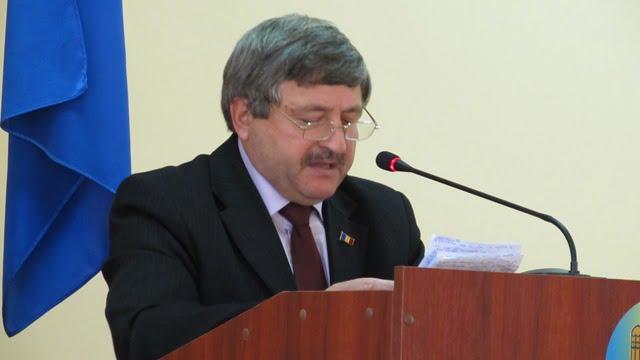 Avram Micinschi consilierilor: „Lupta politică în care vom fi antrenaţi în acest an, să nu ne sustragă de la activitatea directă