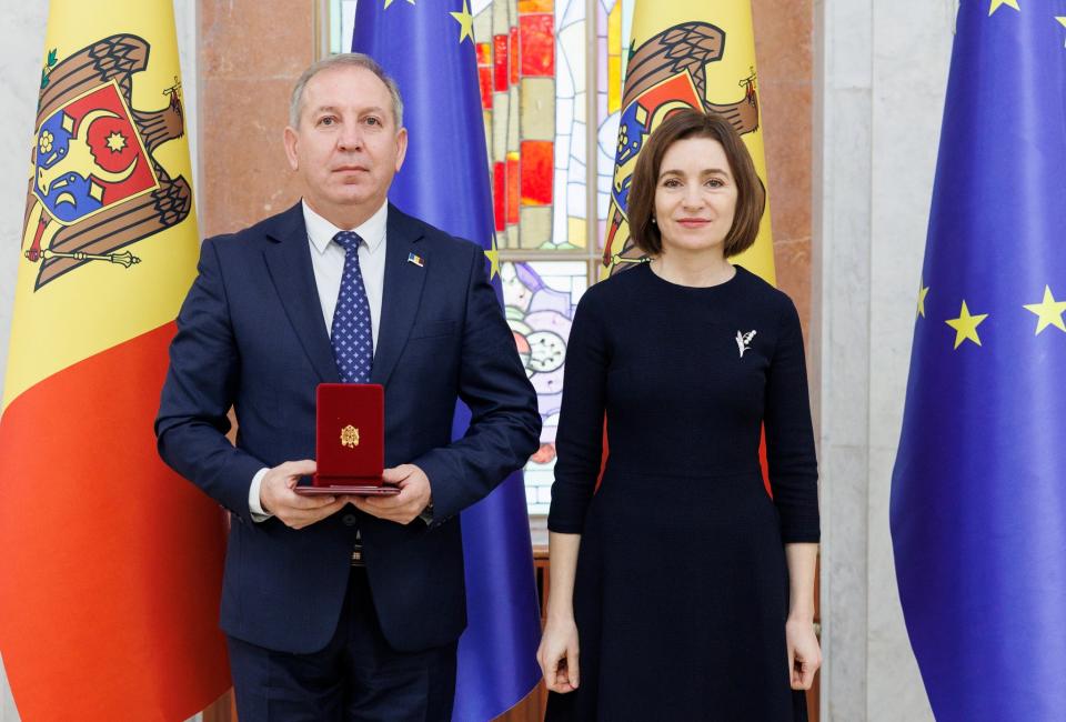 Ion Dolganiuc - cavaler al Ordinului de Onoare a Republicii Moldova
