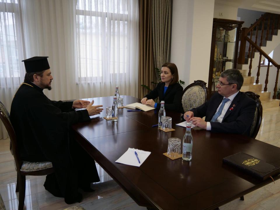 Maia Sandu și Igor Grosu s-au întâlnit cu Preasfințitul Părinte Veniamin la Cahul