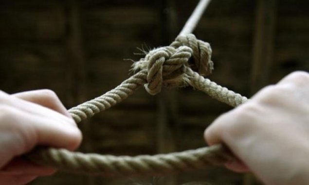 Tragedie la Cahul. O femeie și-a găsit fiul de 19 ani strangulat într-un șopron