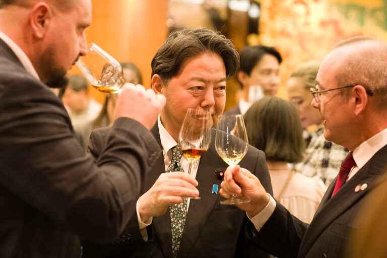 Vinurile Moldovei strălucesc la Tokyo: Vernisajul Wine of Moldova atrage interesul pieței japoneze