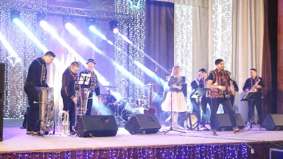 Moș Crăciun există în anul familiei, concertul integral. Video