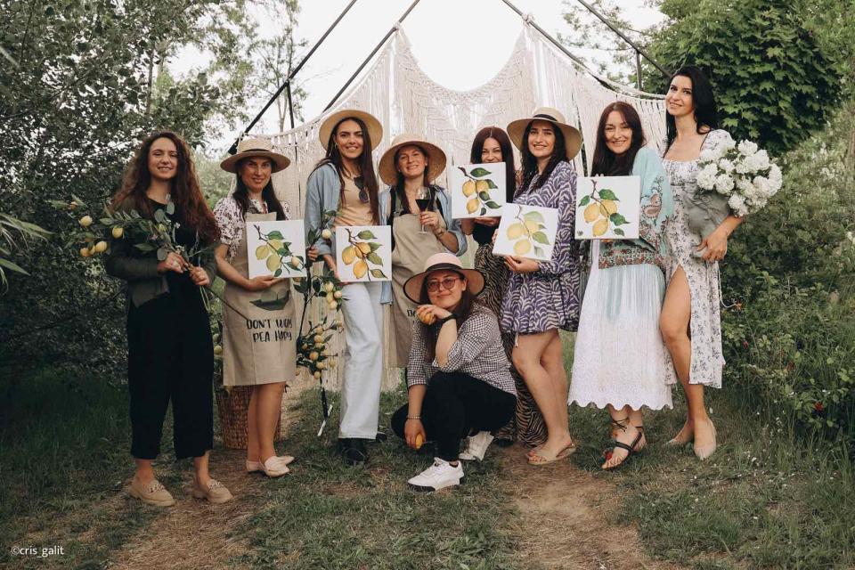 Explorând terapia prin artă cu Cristina: culorile care vindecă