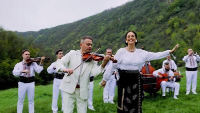 Interpreta Lucia Mogoli și Orchestra Rapsozii Moldovei lansează piesa ,,Joc bătuta la Cahul'', dedicată hramului orașului