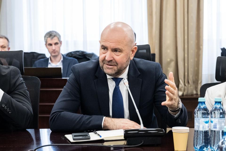 Ministrul Vladimir Bolea: „Colaborarea între raioane, municipii și autoritățile centrale este cheia pentru dezvoltarea economică a Republicii Moldova”