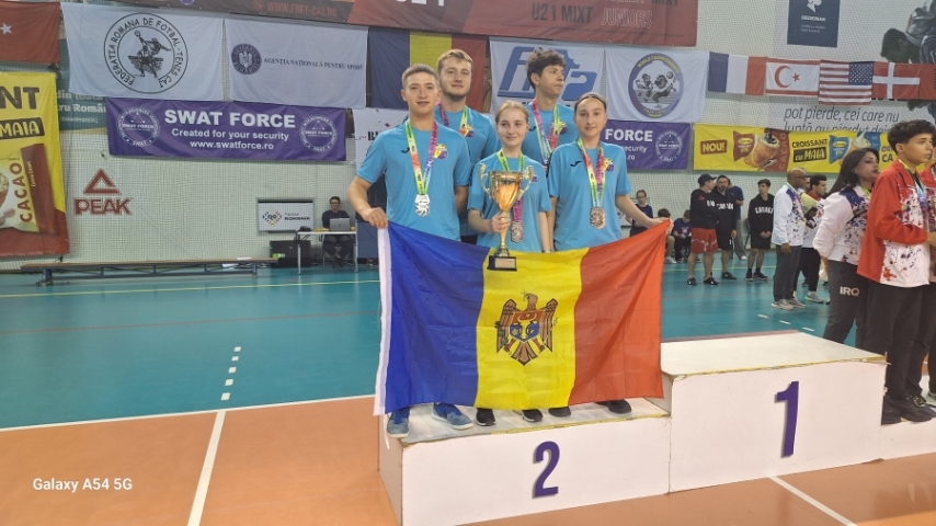 Lotul național al Republicii Moldova la fotbal-tenis revine acasă cu patru medalii de argint și două medalii de bronz