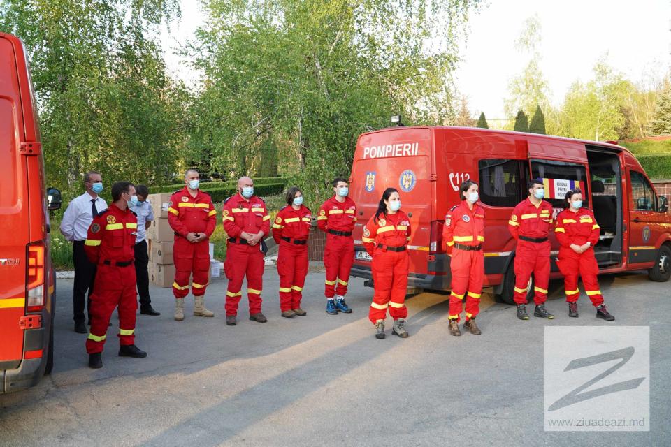 Șapte medici și doi asistenți medicali din România se vor implica în lupta cu COVID-19 la Cahul