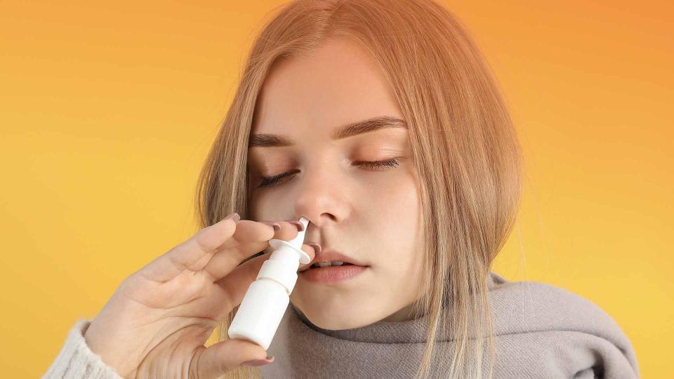 Ce culoare are mucusul tău nazal? Iată ce spune despre sănătatea ta