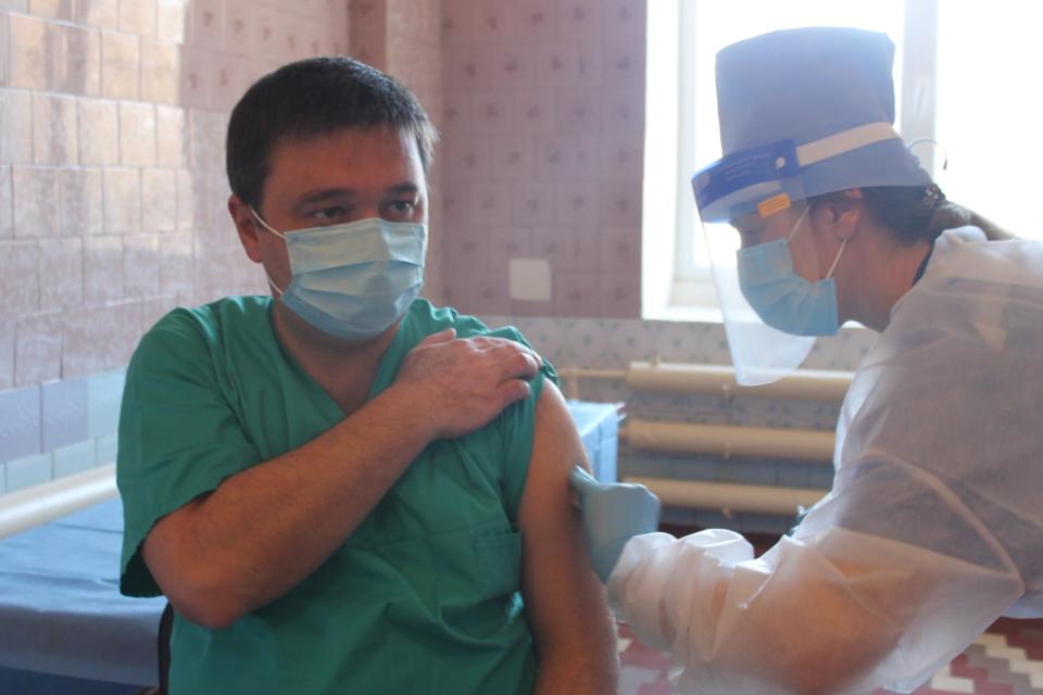 Astăzi a început campania de vaccinare împotriva COVID-19 a medicilor din Cahul