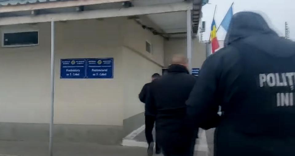 Escrocherie dirijată din penitenciar: A însușit sute de mii de lei de la o femeie sub pretextul că se va căsători cu ea /VIDEO