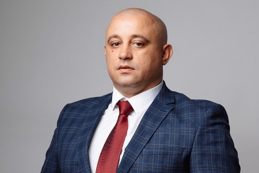Facultatea de Drept și Administrație Publică a USCH are, oficial, un nou Decan