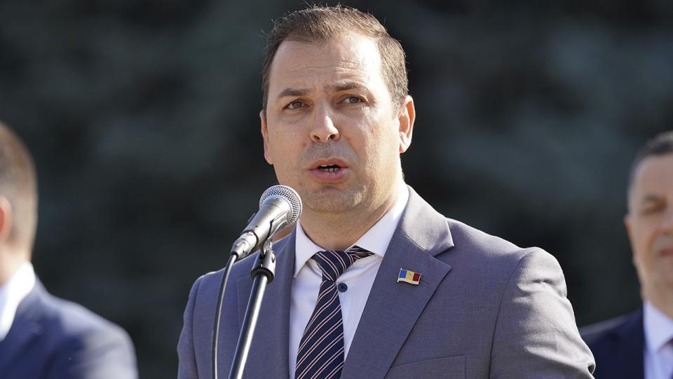Nicolae Dunas: „Fie ca viitorul nostru, care sunt copiii, să se bucure că am știut să avem demnitate și suveranitate”