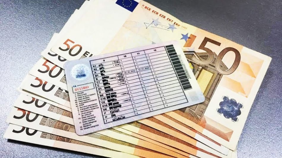 Un bărbat din Cahul a promis să favorizeze obținerea permisului de conducere, la preț de 350 de euro, dar a fost denunțat CNA