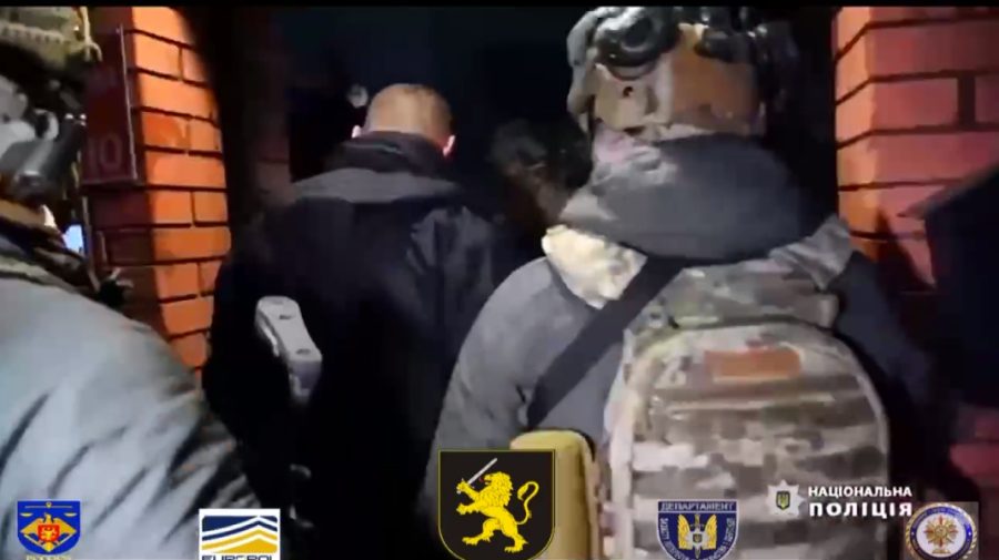 Percheziții la Cahul la figuranți  într-un dosar transfrontalier. Se ocupau cu estorcare de bani, vânzări de droguri, contrabandă cu arme și muniții, atacuri raider, torturi și răpiri