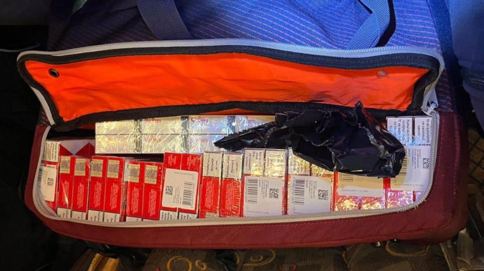 130 de pachete de țigări  de contrabandă descoperite la postul vamal Cahul