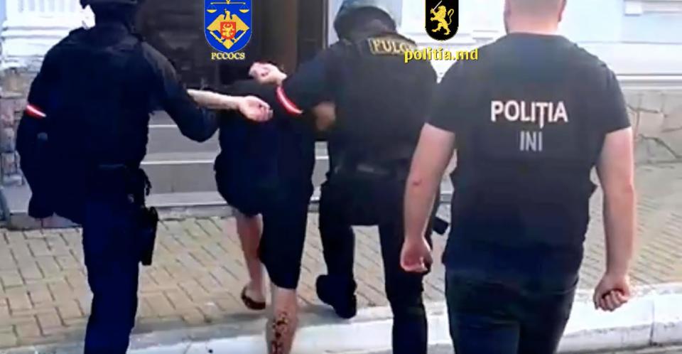Tik-Tokerul din Cahul care a filmat o adolescentă de 17 ani cu sânii goi și a publicat scena – reținut