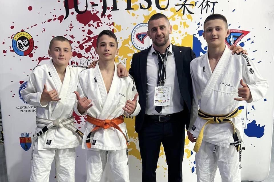 Succes istoric pentru sportivii din Cahul la Campionatul European Jiu Jitsu ne waza. Vezi ce medalii au luat