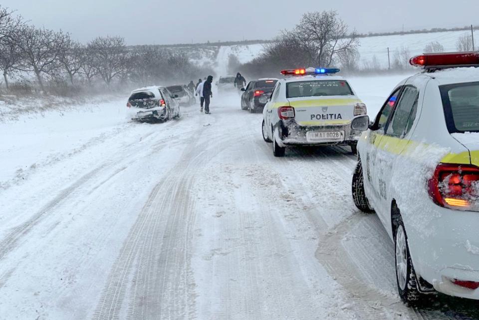 Câteva trasee care leagă Cahul de Chișinău rămân blocate