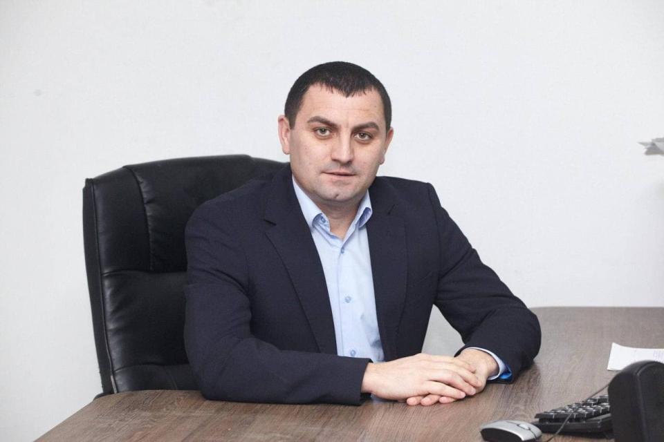 Sergiu Rența ''Vin cu inițiativa de a îi oferi domnului Ion Arabadji - cetățean de onoare a municipiului și raionului Cahul''