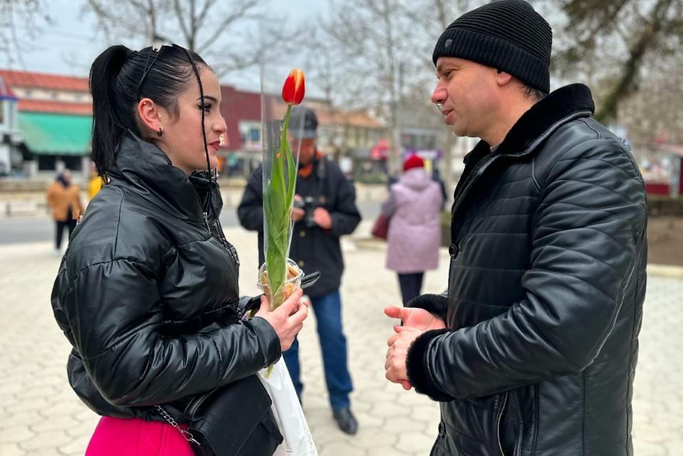 Nicolae Dandiș și Marcel Pavel au felicitat cahulencele