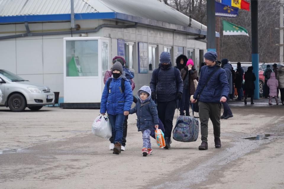 Ajutoarelor umanitare pentru refugiații găzduiți de familiile din Republica Moldova. La Cahul au fost livrate un lot pentru 500 de refugiați
