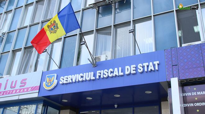 O fostă angajată a Serviciului Fiscal de Stat din Cahul, prinsă cu avere nejustificată de peste jumătate de milion de lei