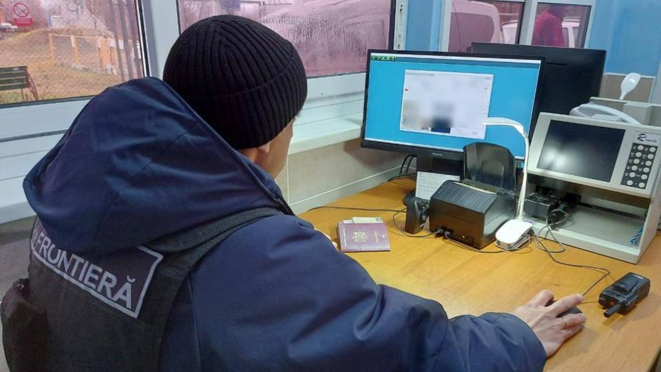 Un șofer italian, descoperit cu permisul de conducere cumpărat