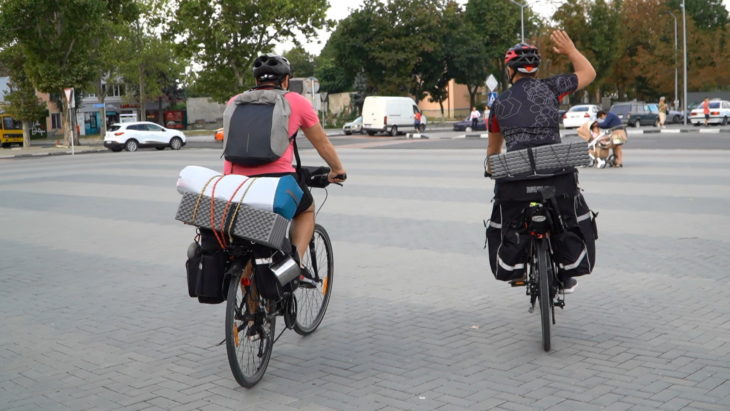 UE – GIZ // S-au pornit cu bicicletele pe urma banilor europeni investiți în raionul Cahul // FOTO