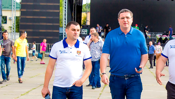 Consilierii raionali Cahul îl îndeamnă pe Sergiu Rența să nu depună mandatul